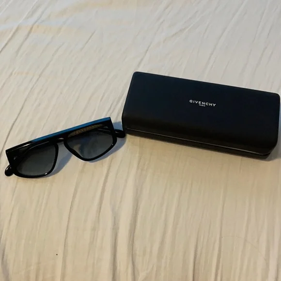 Givenchy | Accessories | Givenchy Sunglasses | Poshmark display picture 3